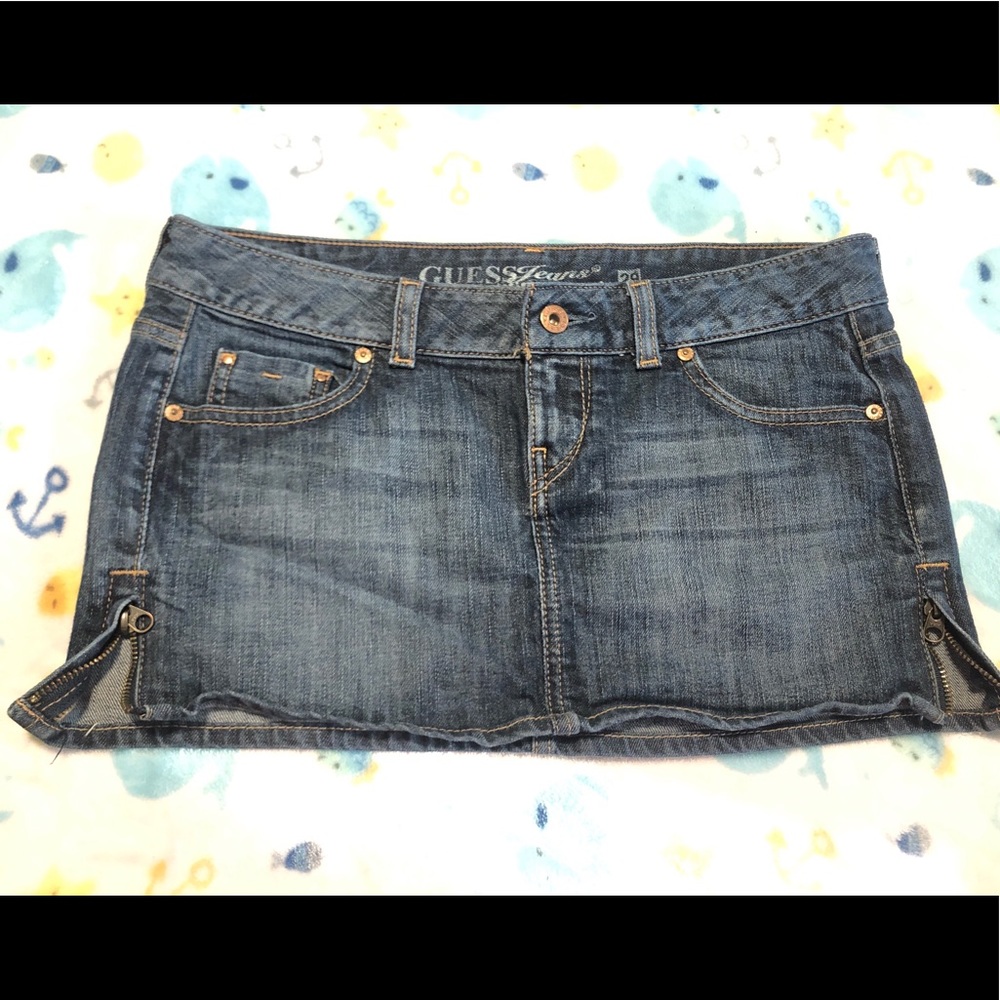 Guess skirt